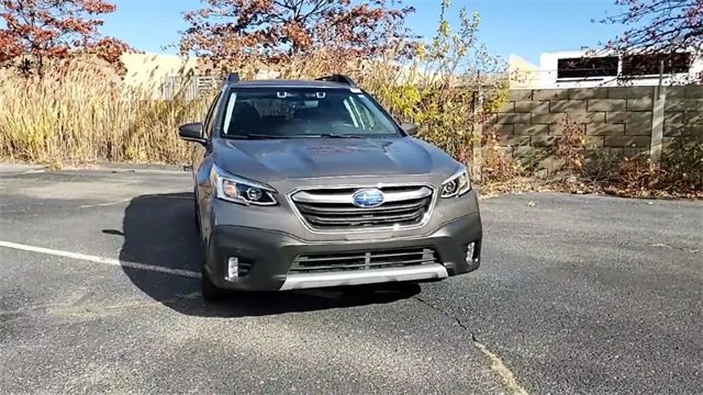 Used 2022 Subaru Outback Limited w/ Popular Package #2 image 3