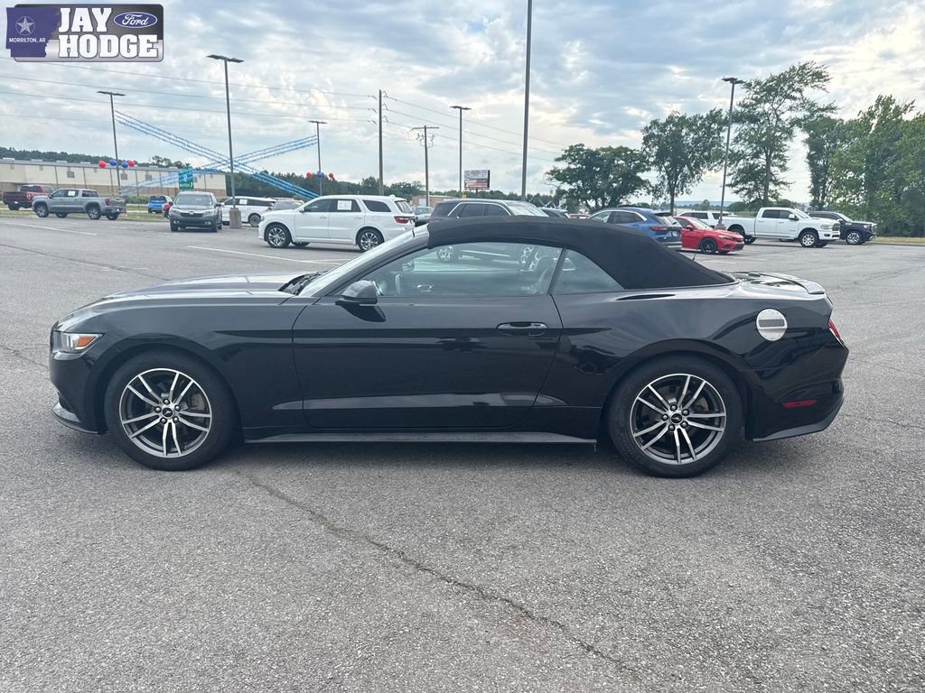 Used 2017 Ford Mustang Premium RWD image 3