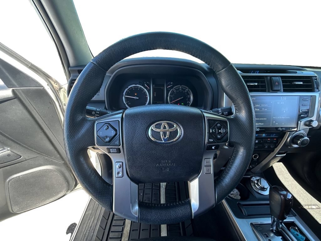 Used 2022 Toyota 4Runner Limited AWD/4WD image 12