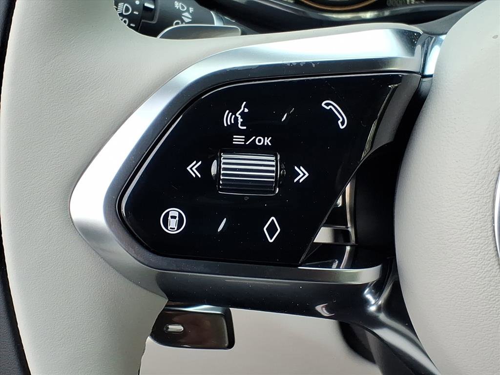 New 2026 Jaguar F-PACE R-Dynamic S image 13