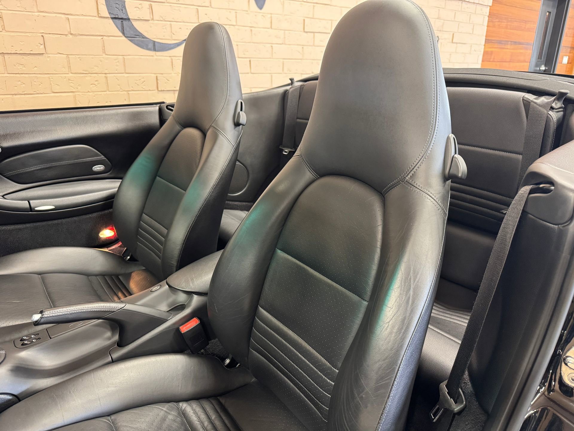 Used 2003 Porsche 911 Carrera RWD image 35