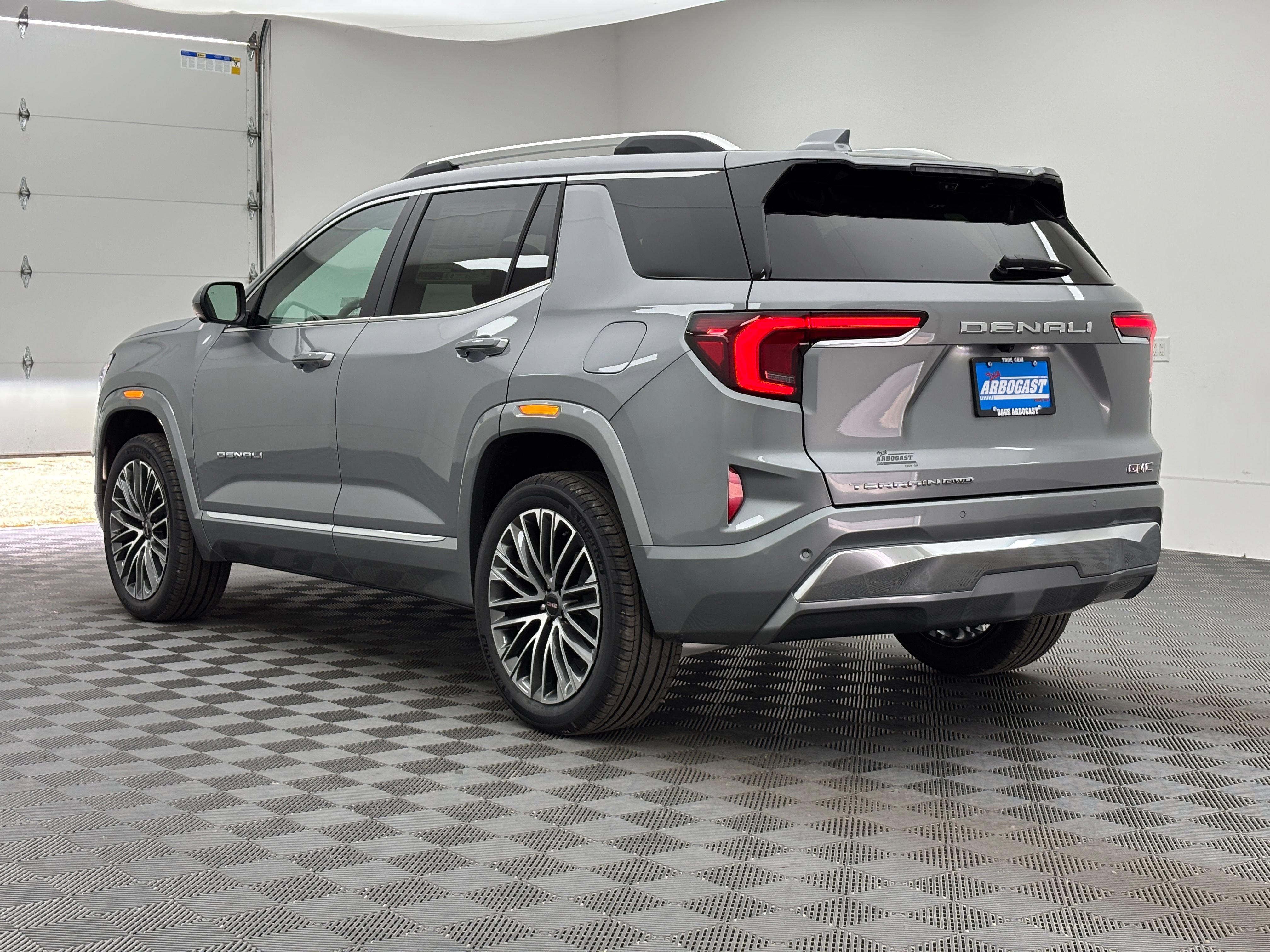 New 2027 GMC Terrain Denali w/ LPO, Floor Liner Package AWD/4WD image 13