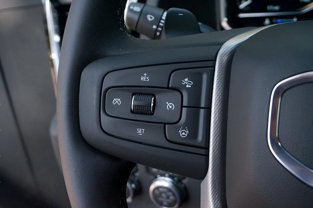 Used 2025 GMC Sierra 1500 Denali AWD/4WD image 13