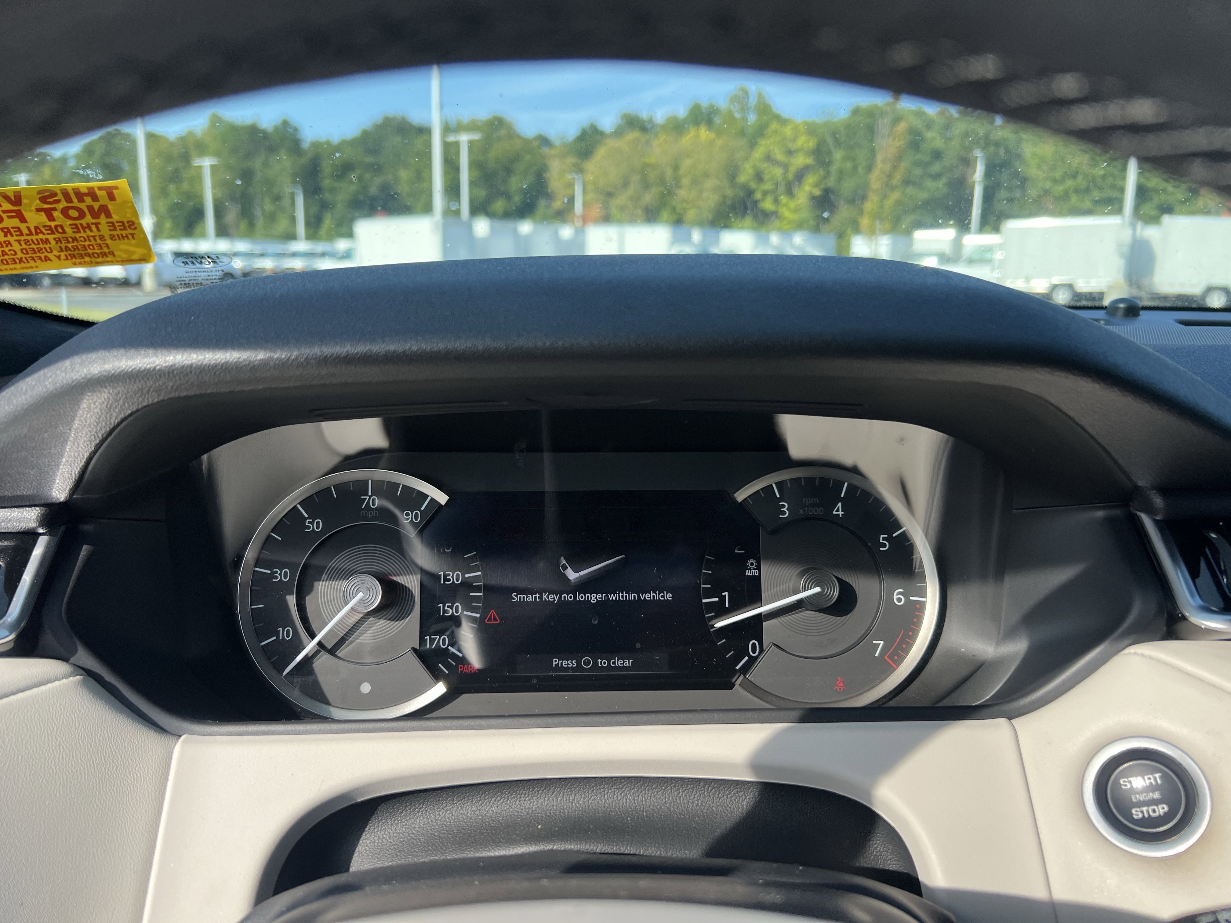 Used 2023 Land Rover Range Rover Velar R-Dynamic S image 23