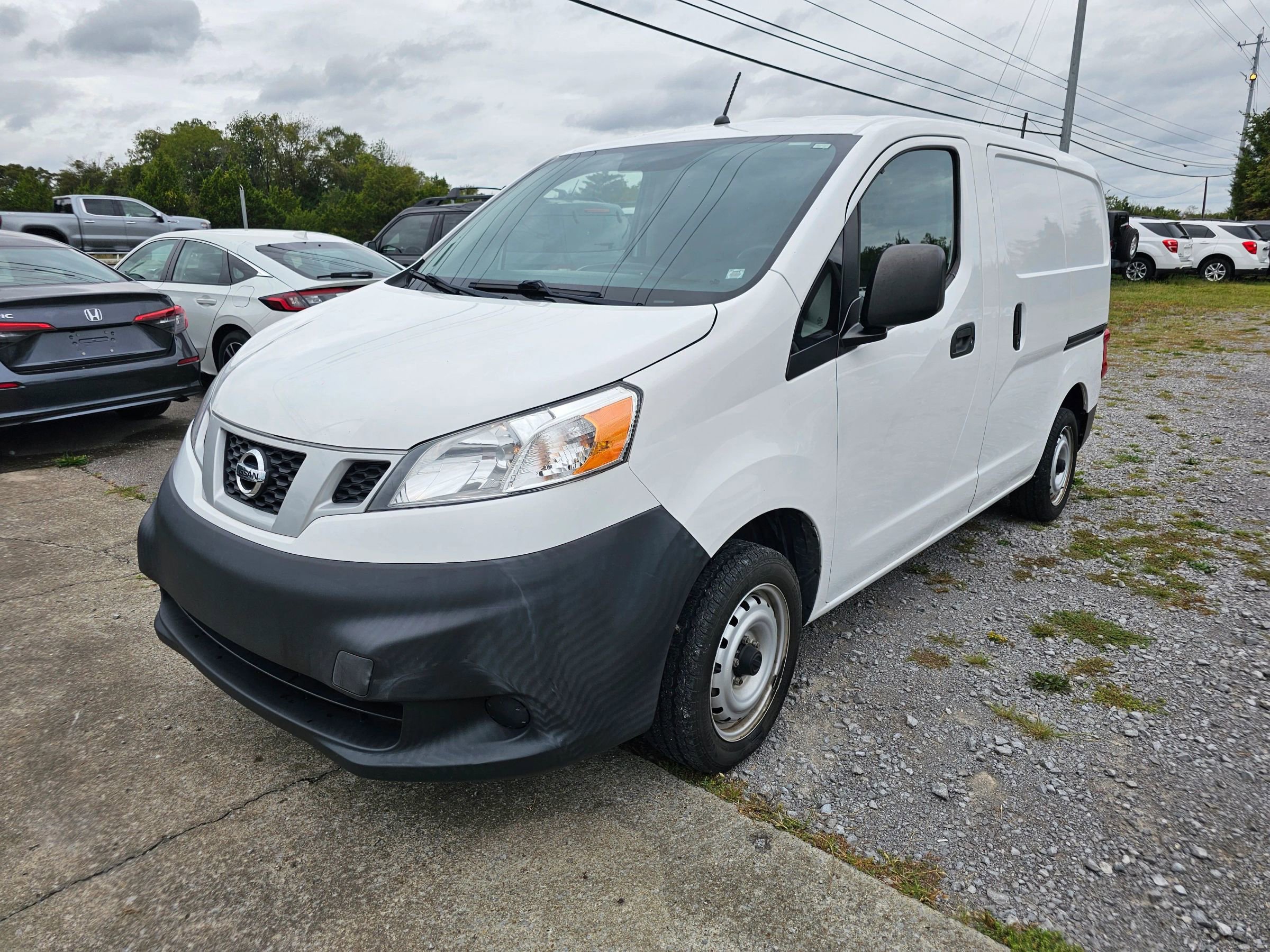 Used 2019 Nissan NV200 S image 1