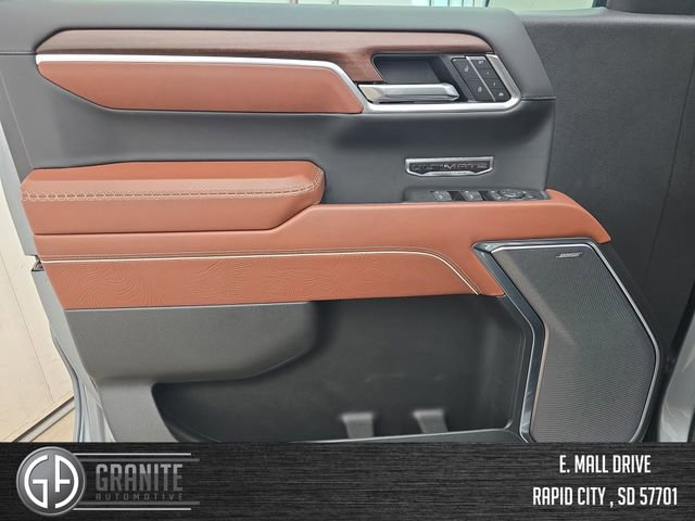 Used 2025 GMC Sierra 1500 Denali Ultimate image 10