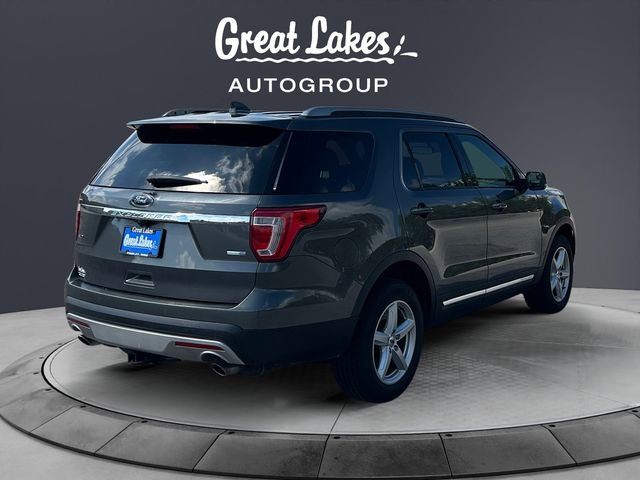Used 2016 Ford Explorer XLT w/ Equipment Group 202A AWD/4WD image 5