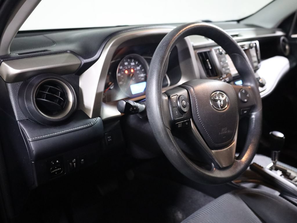 Used 2014 Toyota RAV4 XLE AWD/4WD image 33