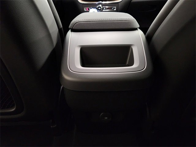 New 2026 Volvo XC60 B5 Core image 31
