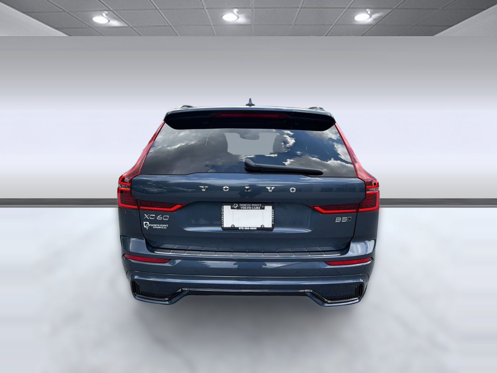 New 2026 Volvo XC60 B5 Plus w/ Protection Package Premier AWD/4WD image 10
