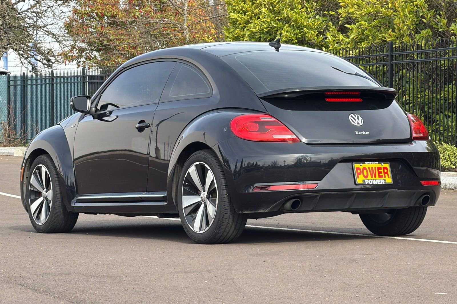 Used 2014 Volkswagen Beetle R-Line image 6