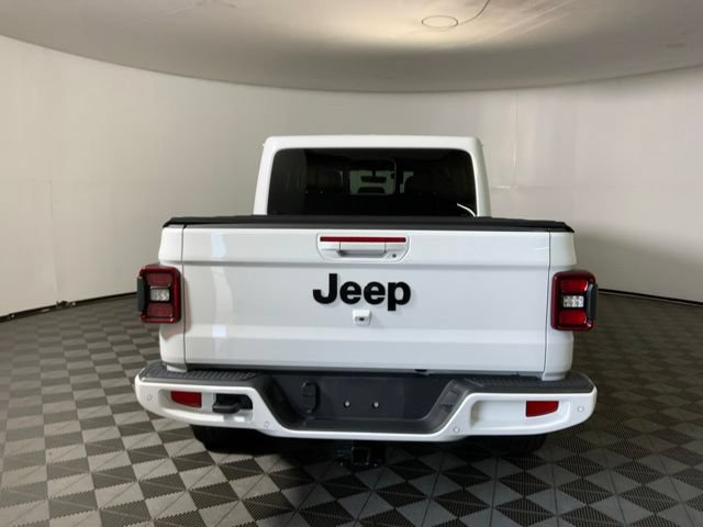 Used 2022 Jeep Gladiator Overland AWD/4WD image 6