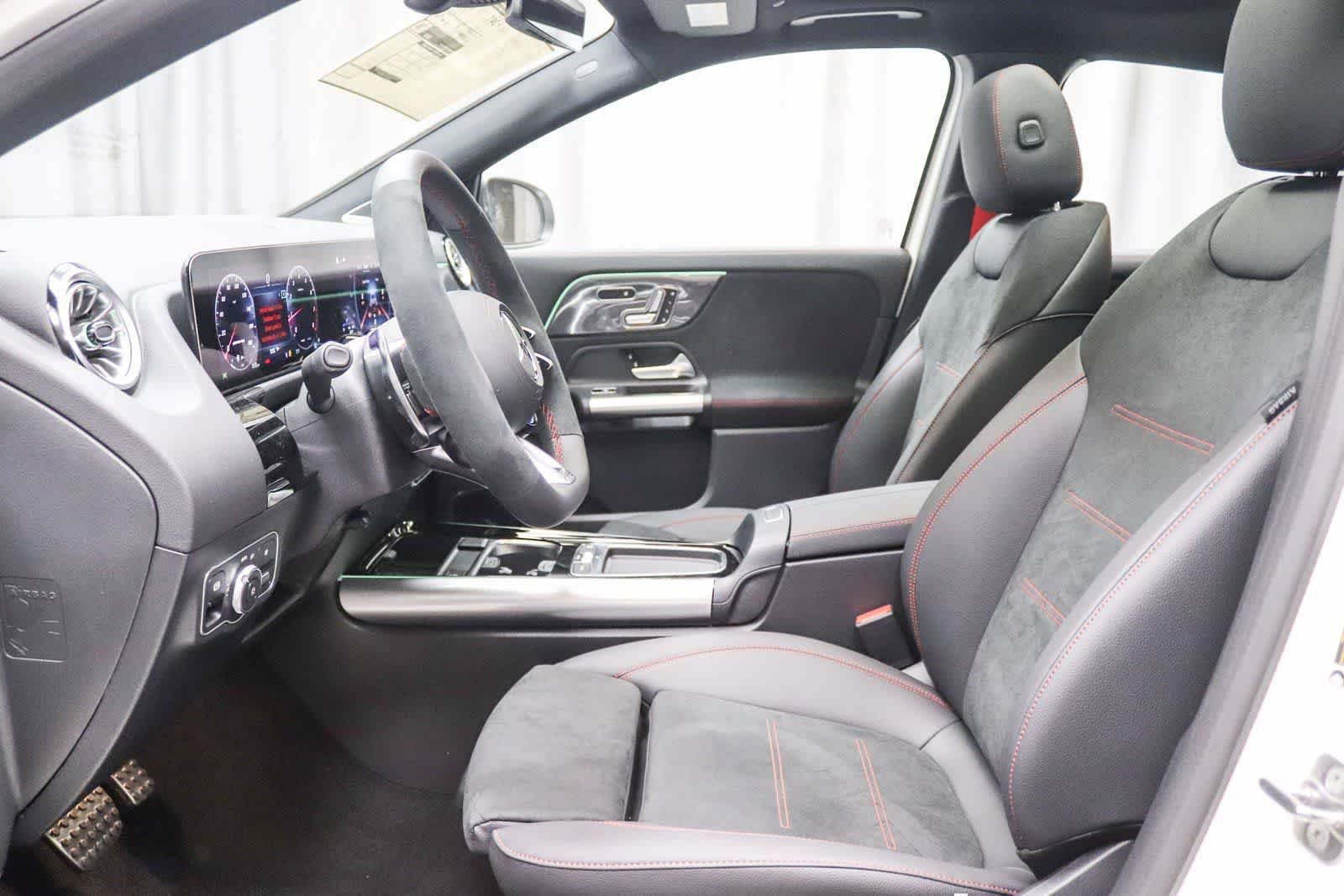 New 2025 Mercedes-Benz GLA 35 AMG 4MATIC image 16