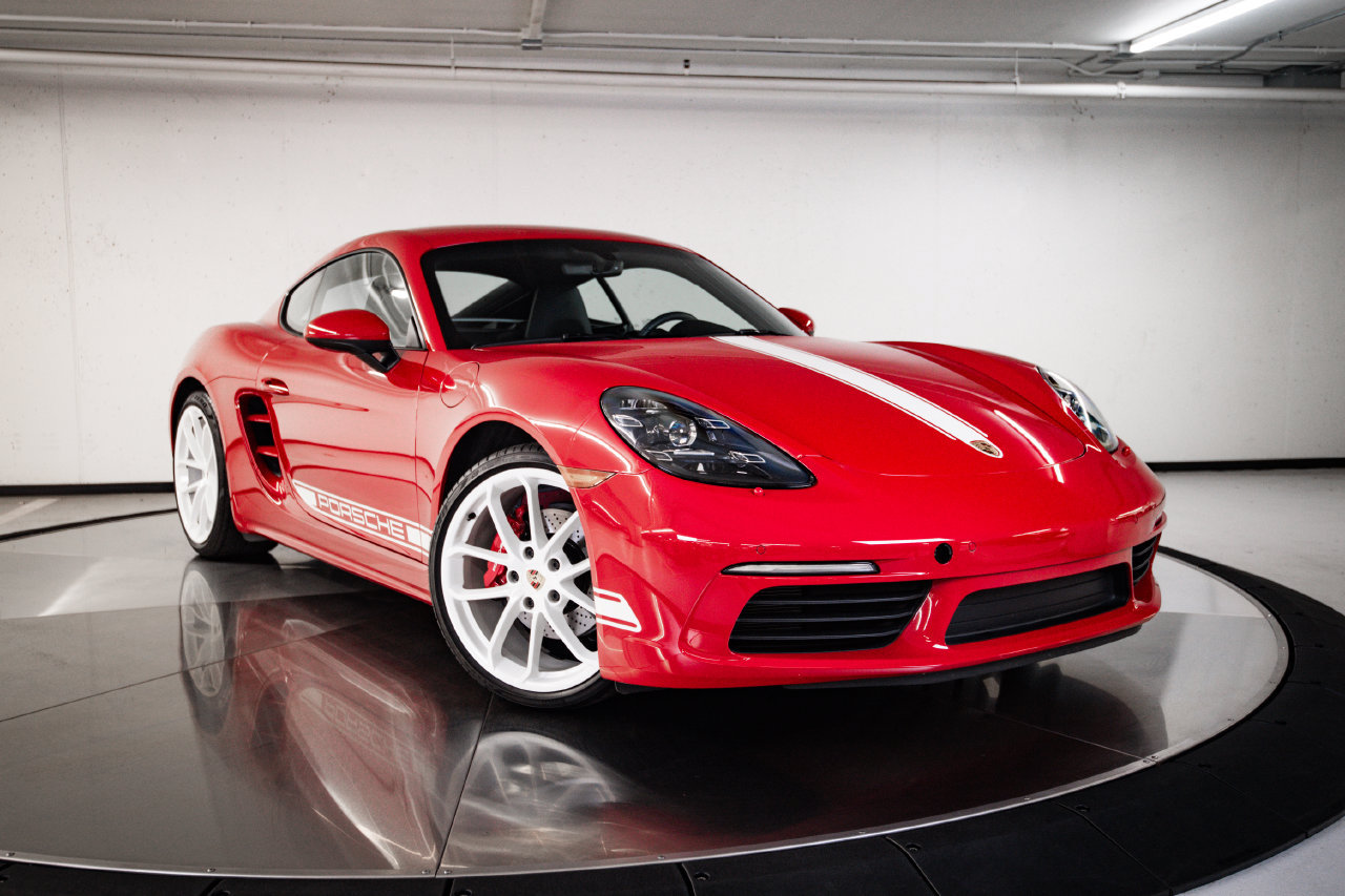 Certified 2024 Porsche 718 Cayman RWD image 9