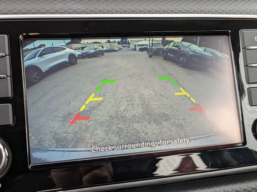 Certified 2025 Nissan Kicks Play S image 20