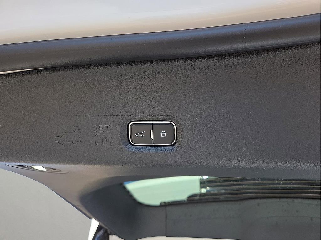 New 2026 Lincoln Navigator Black Label image 10