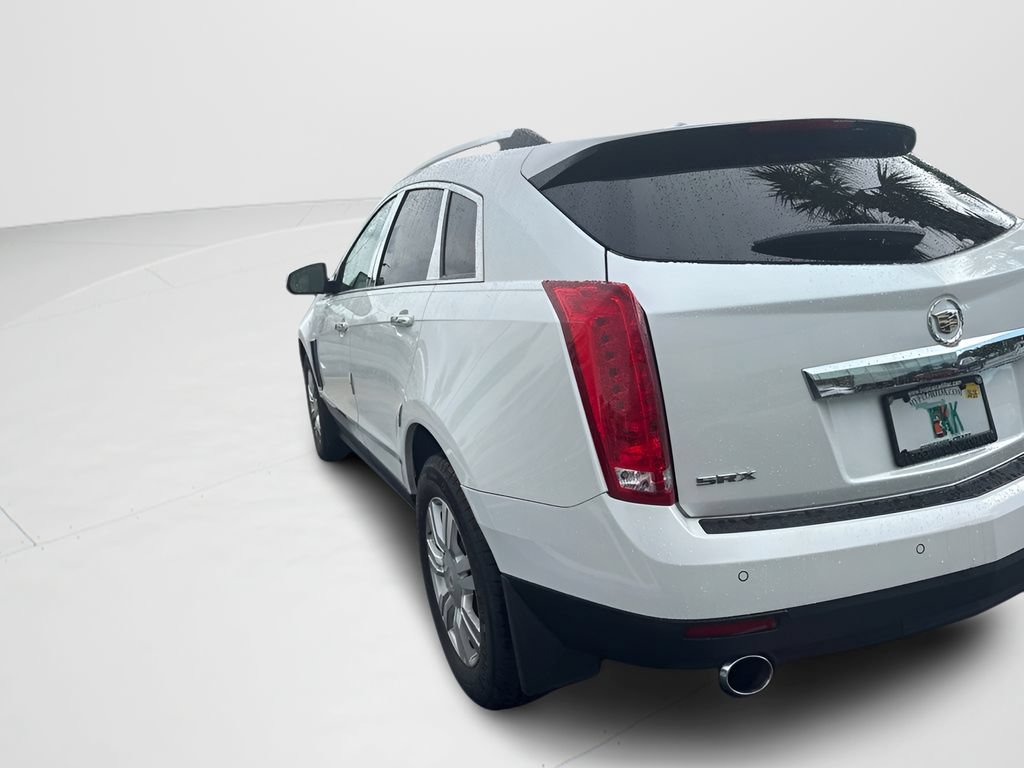 Used 2014 Cadillac SRX Luxury w/ Driver Awareness Package FWD image 16