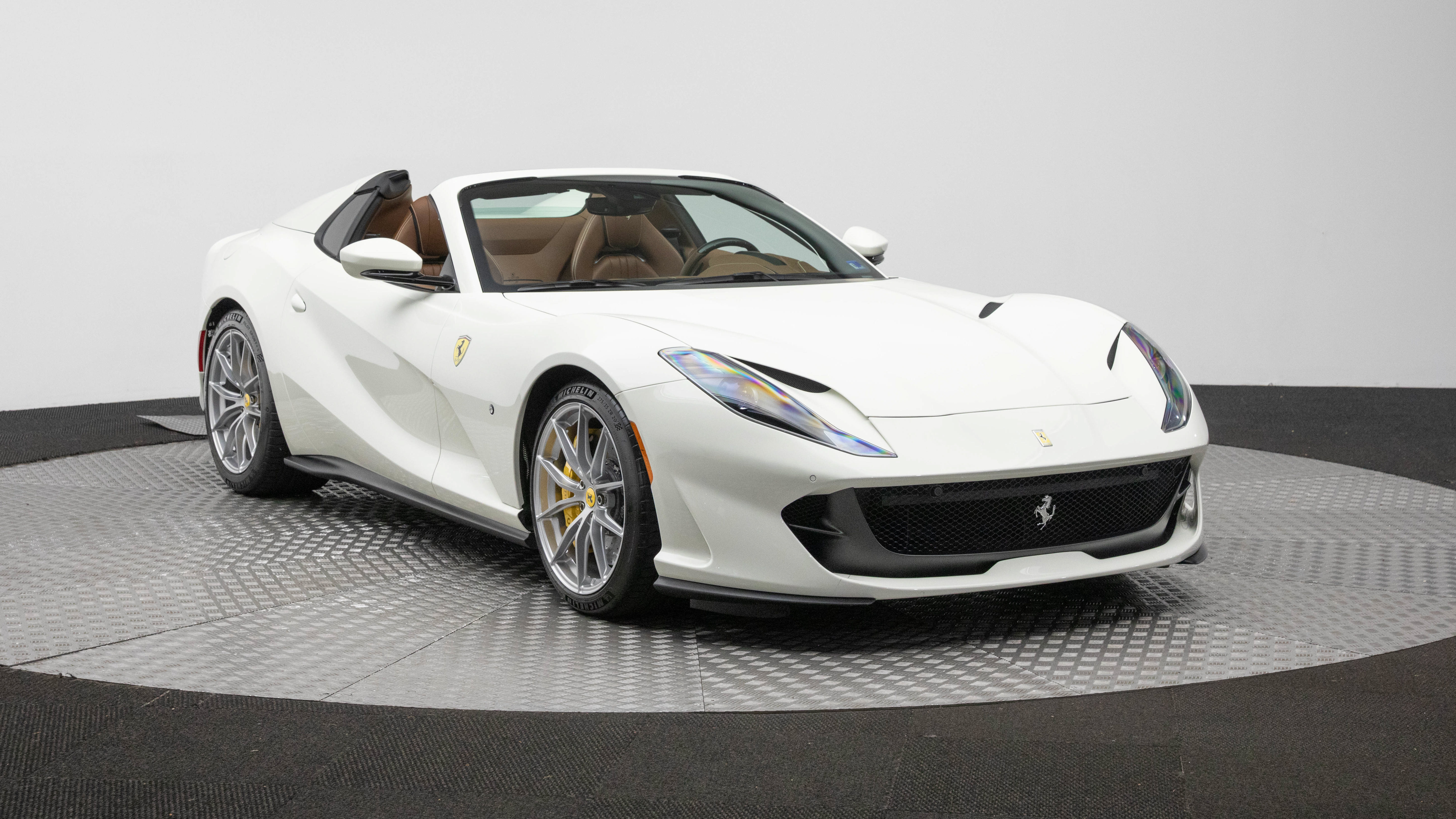 Certified 2023 Ferrari 812 GTS RWD image 11