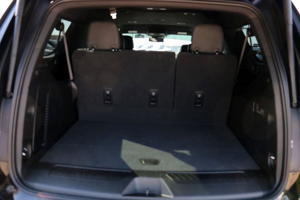 Used 2025 GMC Yukon XL Elevation w/ LPO, Floor Liner Package image 11