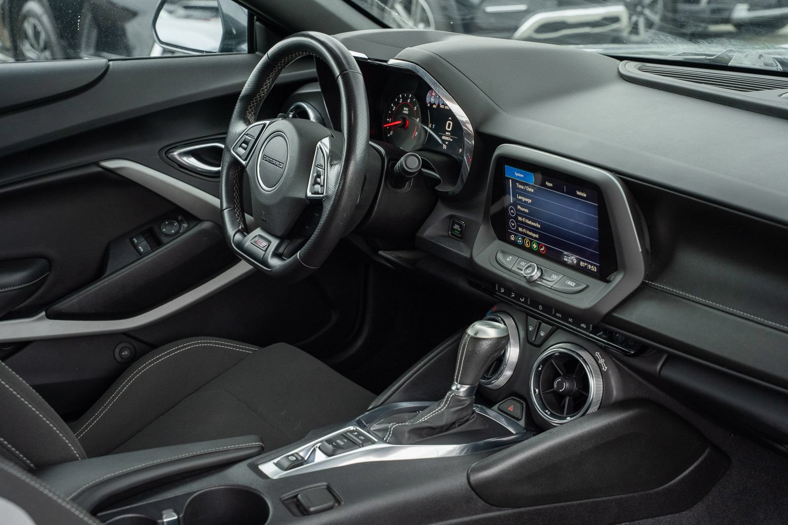 Used 2019 Chevrolet Camaro SS RWD image 28