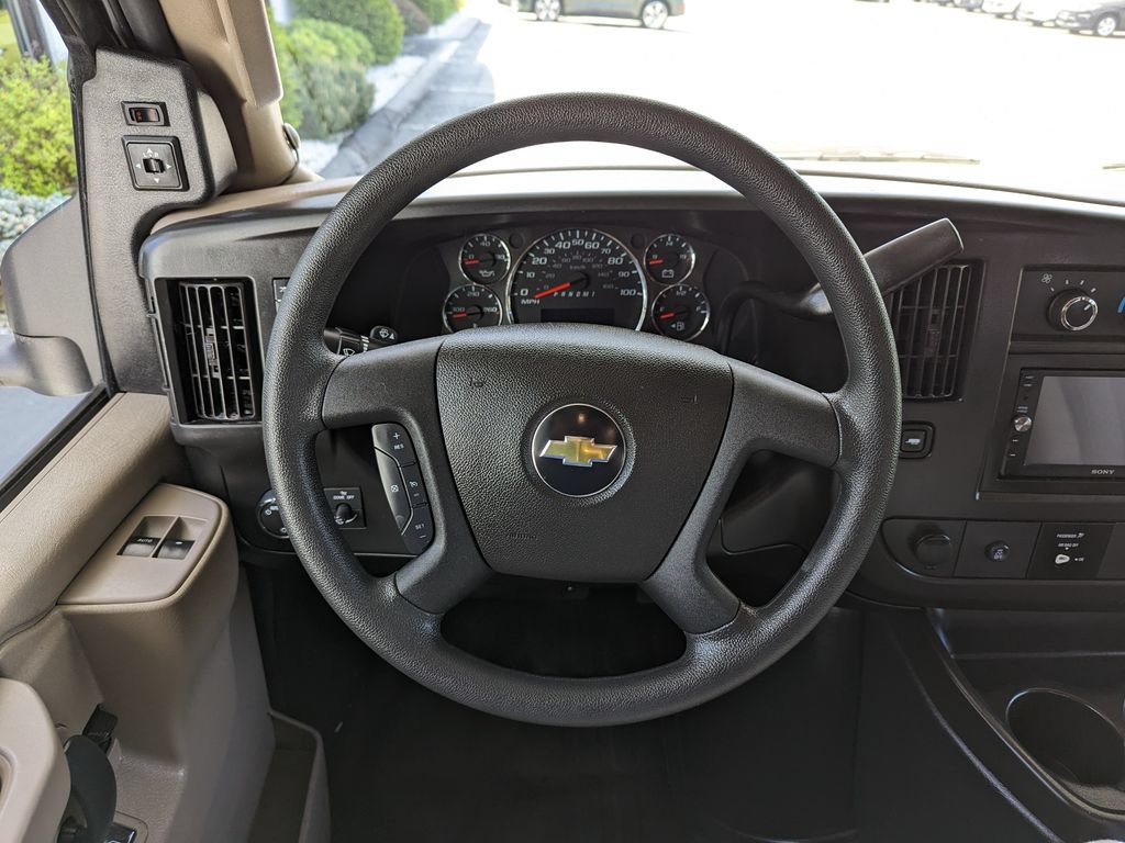 Used 2019 Chevrolet Express 4500 w/ RV Package RWD image 34