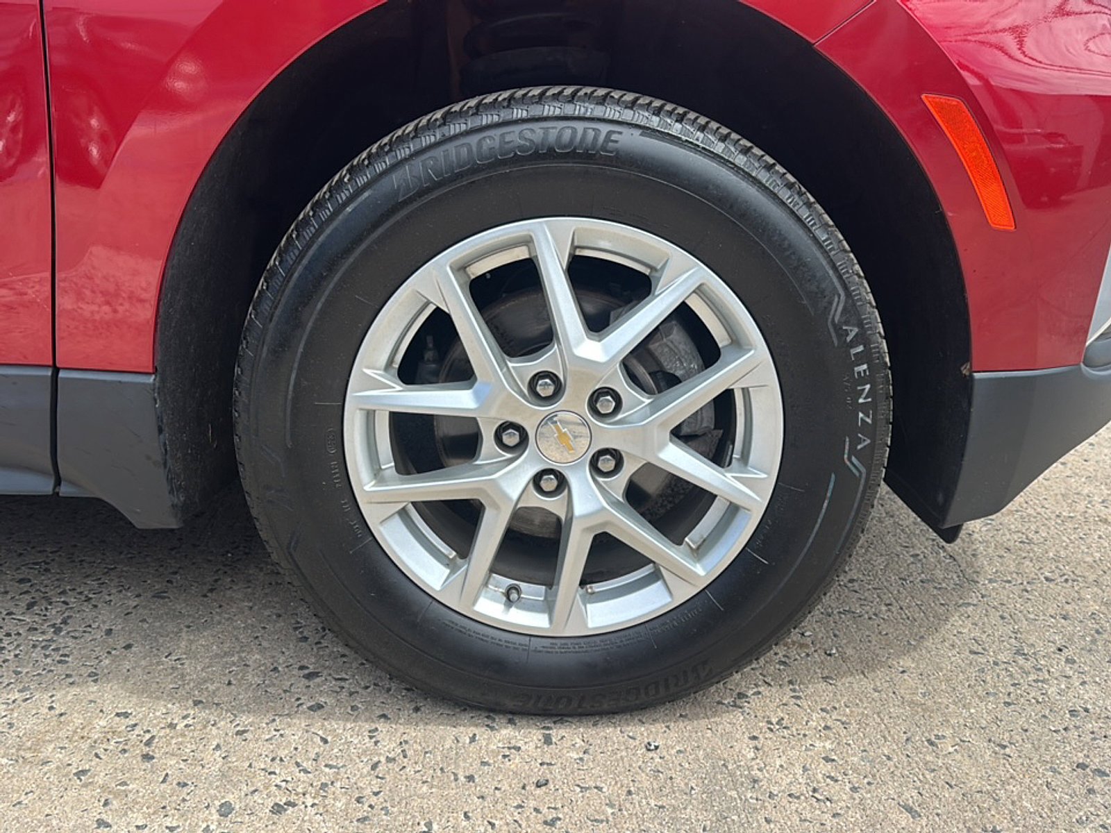 Used 2023 Chevrolet Equinox LT AWD/4WD image 43