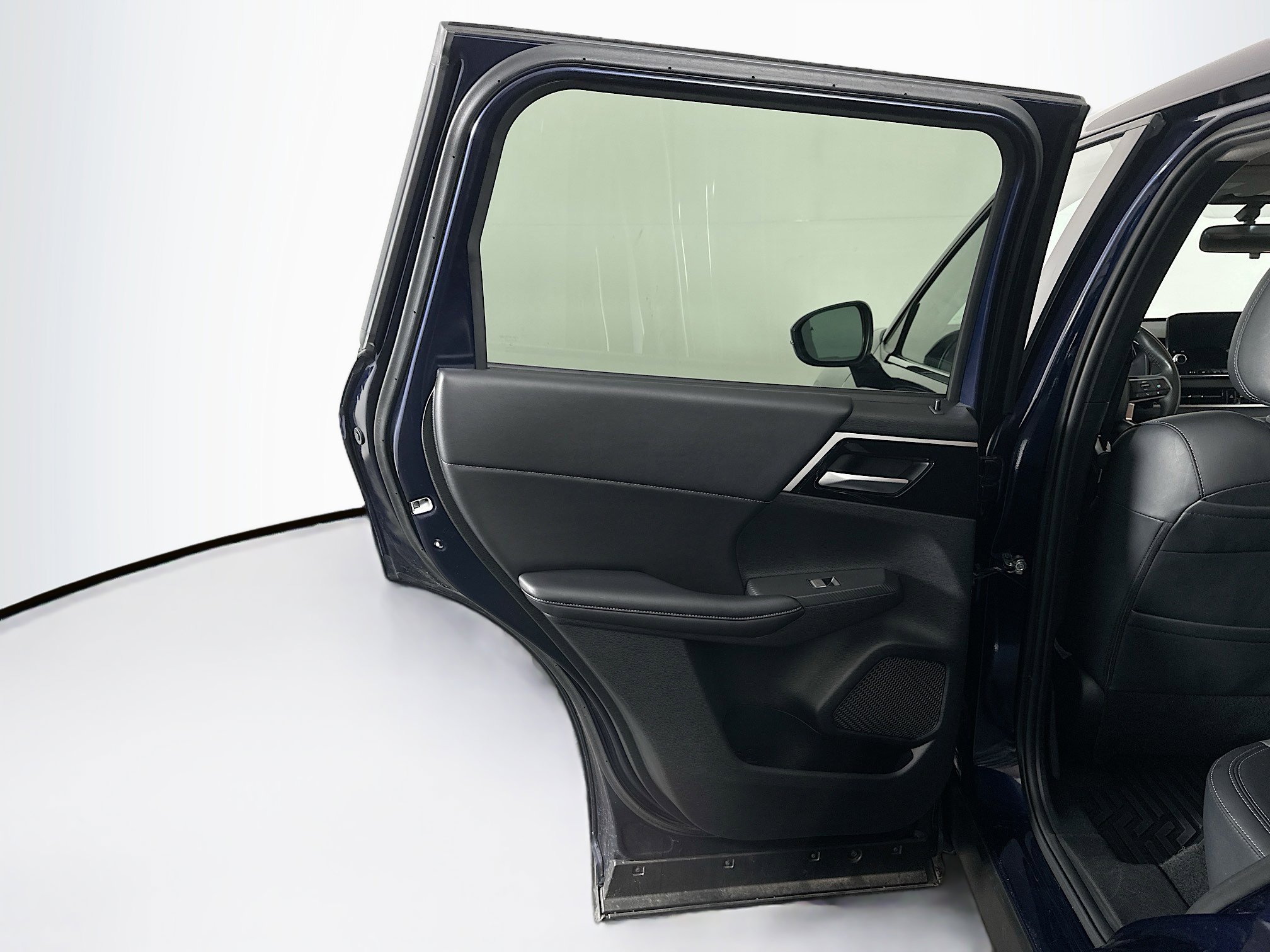 Used 2024 Mitsubishi Outlander SE image 26