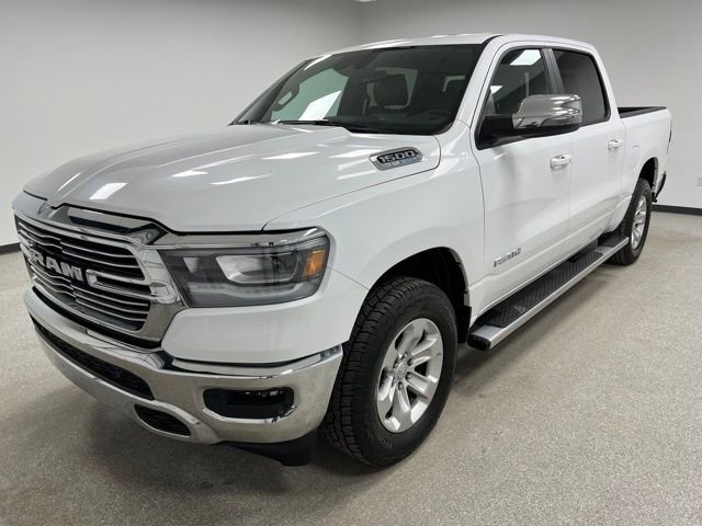 Used 2024 RAM 1500 Laramie AWD/4WD image 4