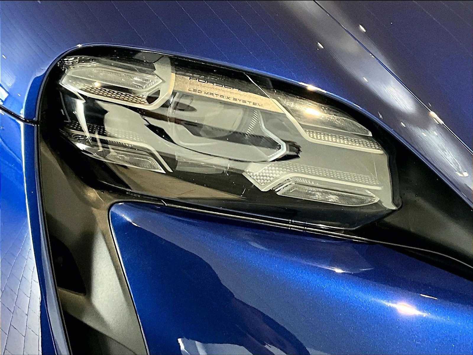 Used 2021 Porsche Taycan 4S image 15