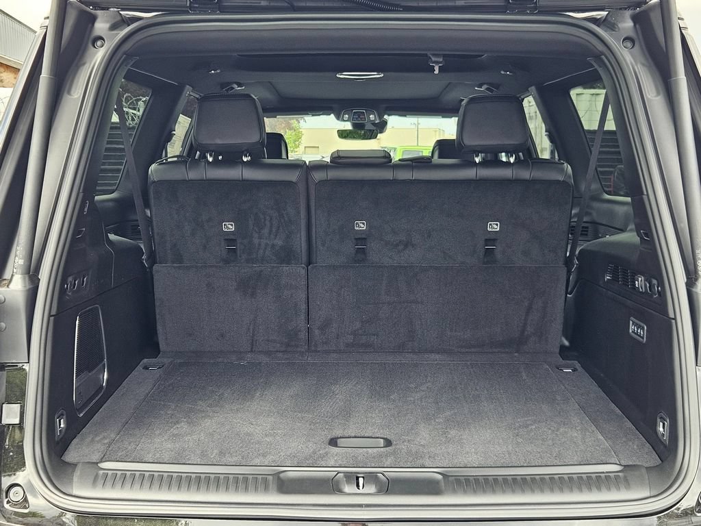New 2026 Jeep Grand Wagoneer L Limited AWD/4WD image 10