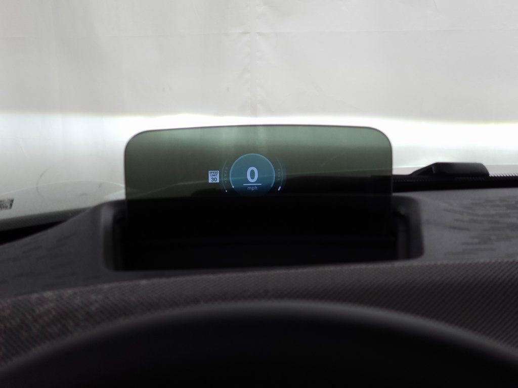 Used 2025 MINI Cooper 2-Door Hardtop FWD image 17