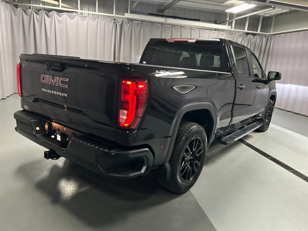Used 2024 GMC Sierra 1500 Pro w/ Graphite Edition AWD/4WD image 7