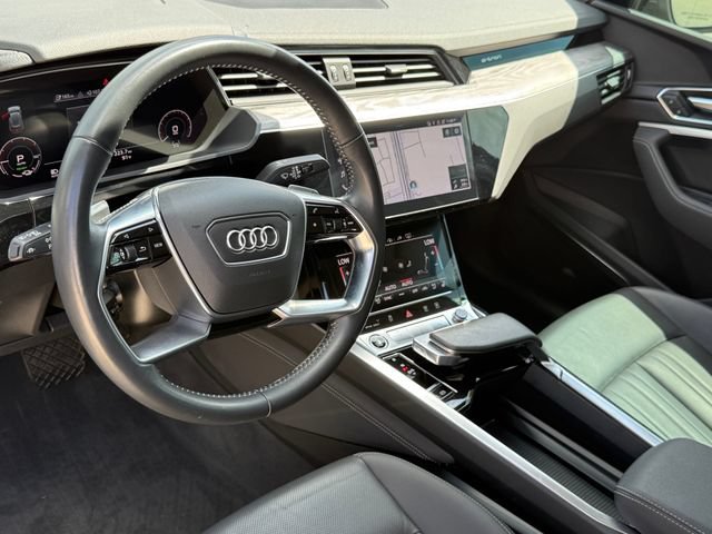 Used 2021 Audi e-tron Premium Plus w/ Premium Plus Package AWD/4WD image 10
