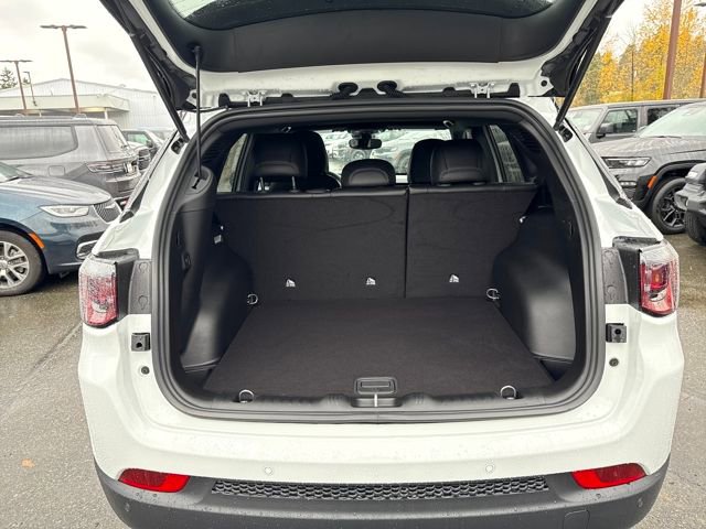 New 2026 Jeep Compass Limited image 12