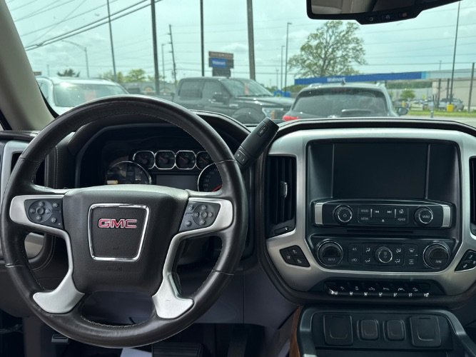 Used 2017 GMC Sierra 1500 SLT image 12