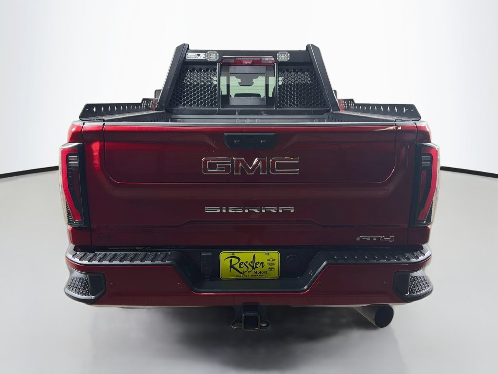 Used 2024 GMC Sierra 2500 AT4 w/ AT4 Premium Plus Package AWD/4WD image 7
