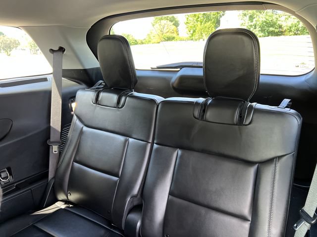 Used 2023 Ford Explorer XLT w/ Equipment Group 202A AWD/4WD image 25