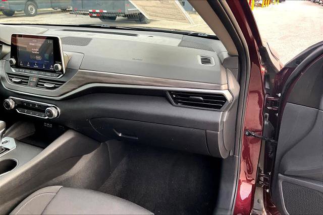 Certified 2025 Nissan Altima 2.5 SV image 18
