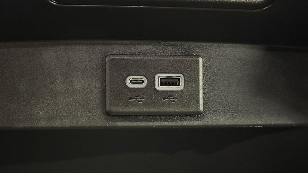 Used 2024 Chevrolet Tahoe LT AWD/4WD image 41