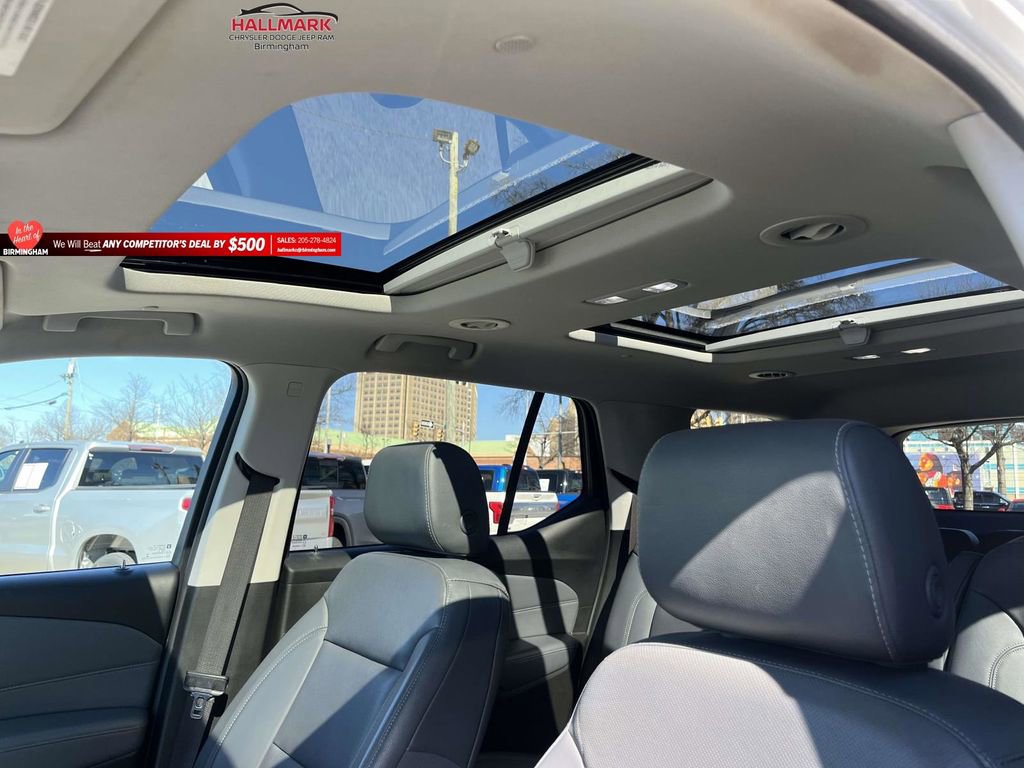 Used 2018 Chevrolet Traverse Premier w/ Driver Confidence II Package image 21