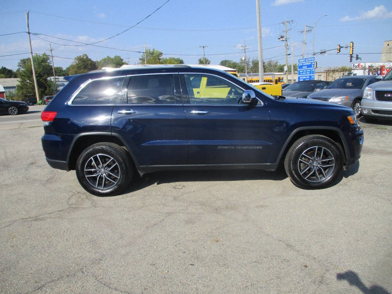 Used 2018 Jeep Grand Cherokee Limited image 2