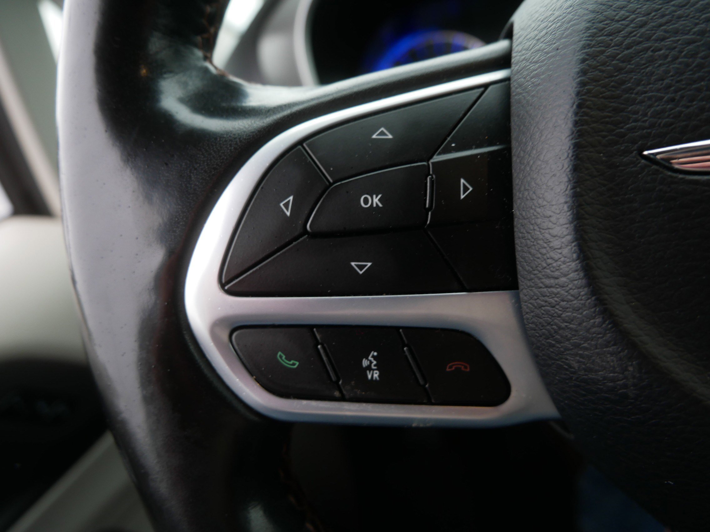 Used 2020 Chrysler Pacifica Touring-L FWD image 25