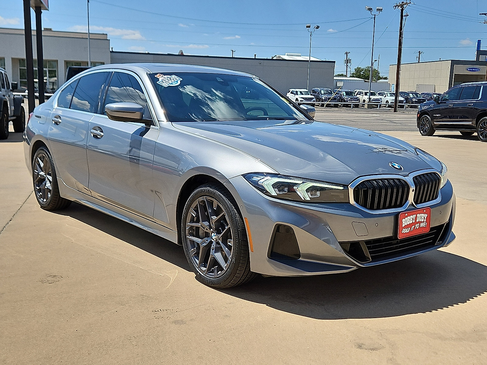 Used 2025 BMW 330i Sedan image 4