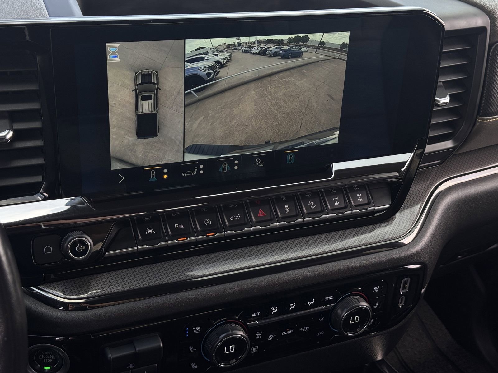 Used 2022 Chevrolet Silverado 1500 ZR2 w/ Technology Package image 22