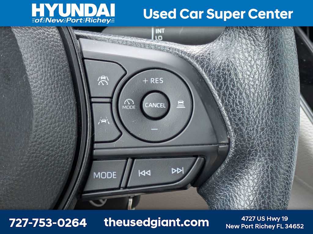 Used 2026 Toyota Corolla Cross L FWD image 29