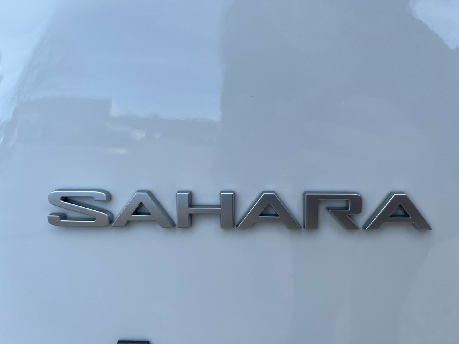 Used 2024 Jeep Wrangler Sahara image 24