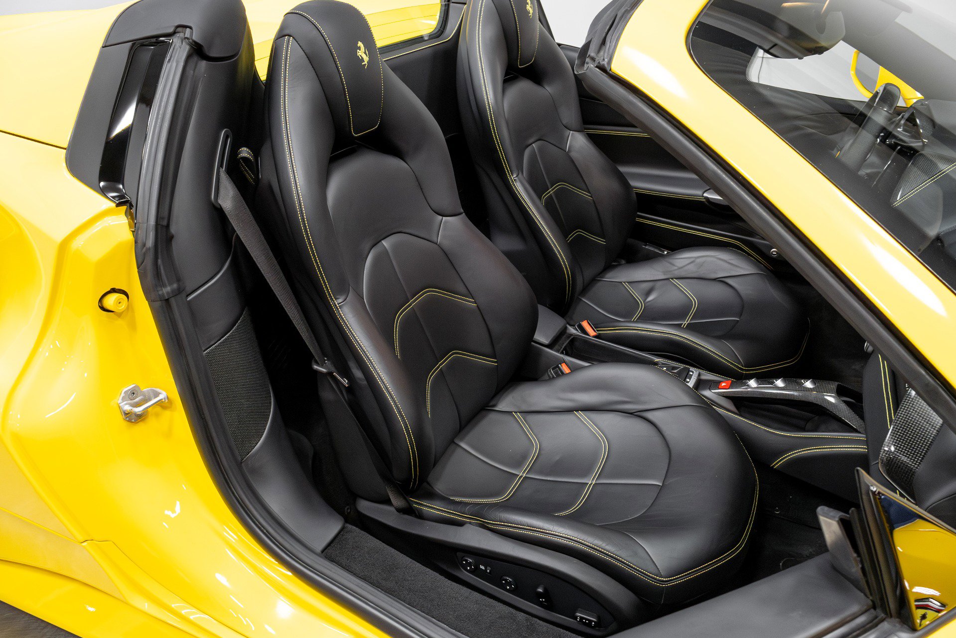 Used 2017 Ferrari 488 Spider image 26