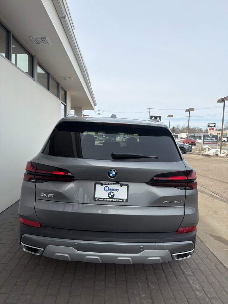 New 2026 BMW X5 xDrive40i AWD/4WD image 7