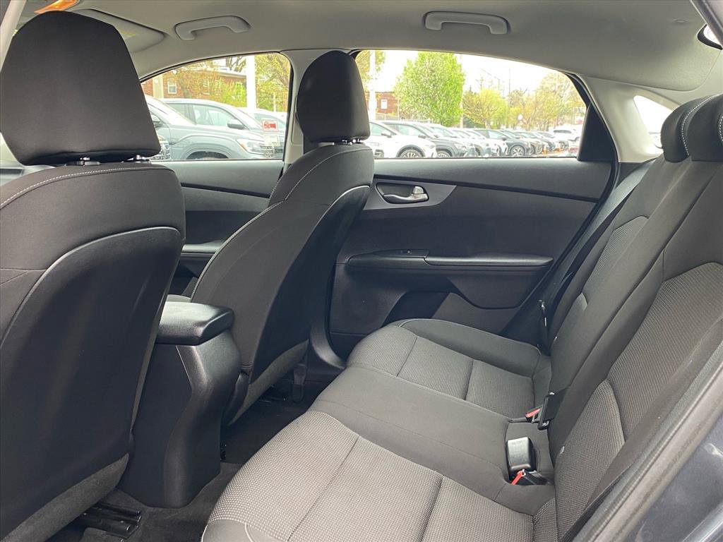 Used 2021 Kia Forte LXS image 17
