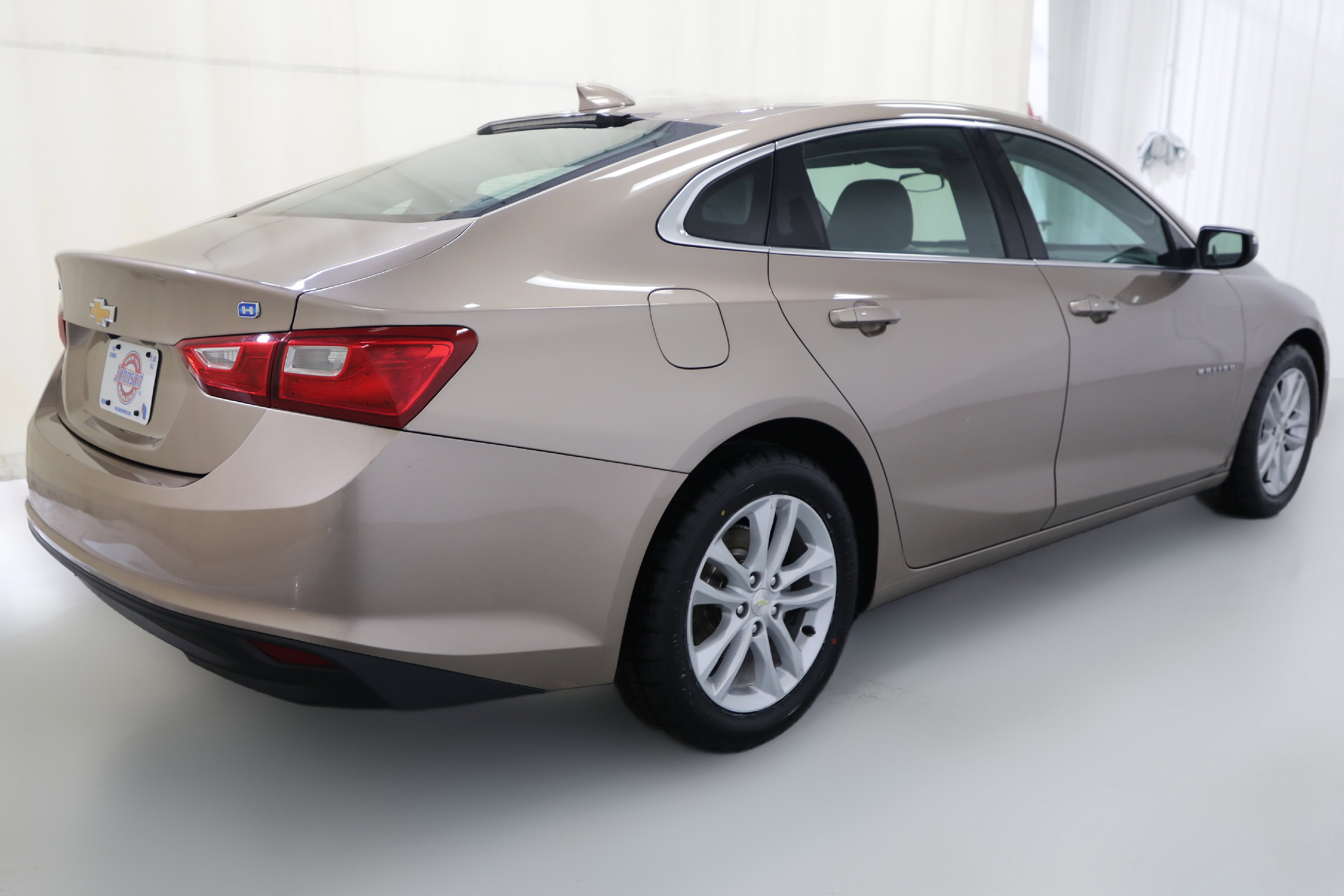 Used 2018 Chevrolet Malibu Hybrid image 18